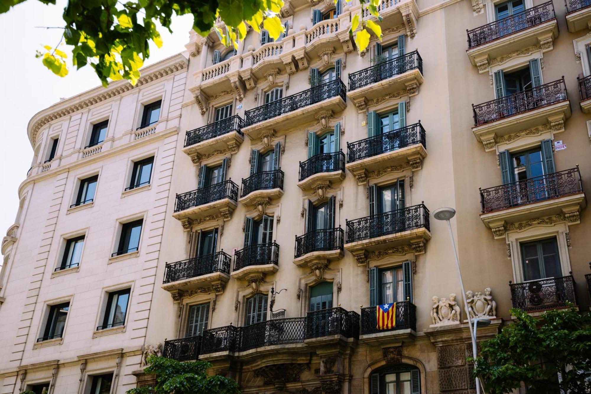 Balmes Private Rooms برشلونة المظهر الخارجي الصورة