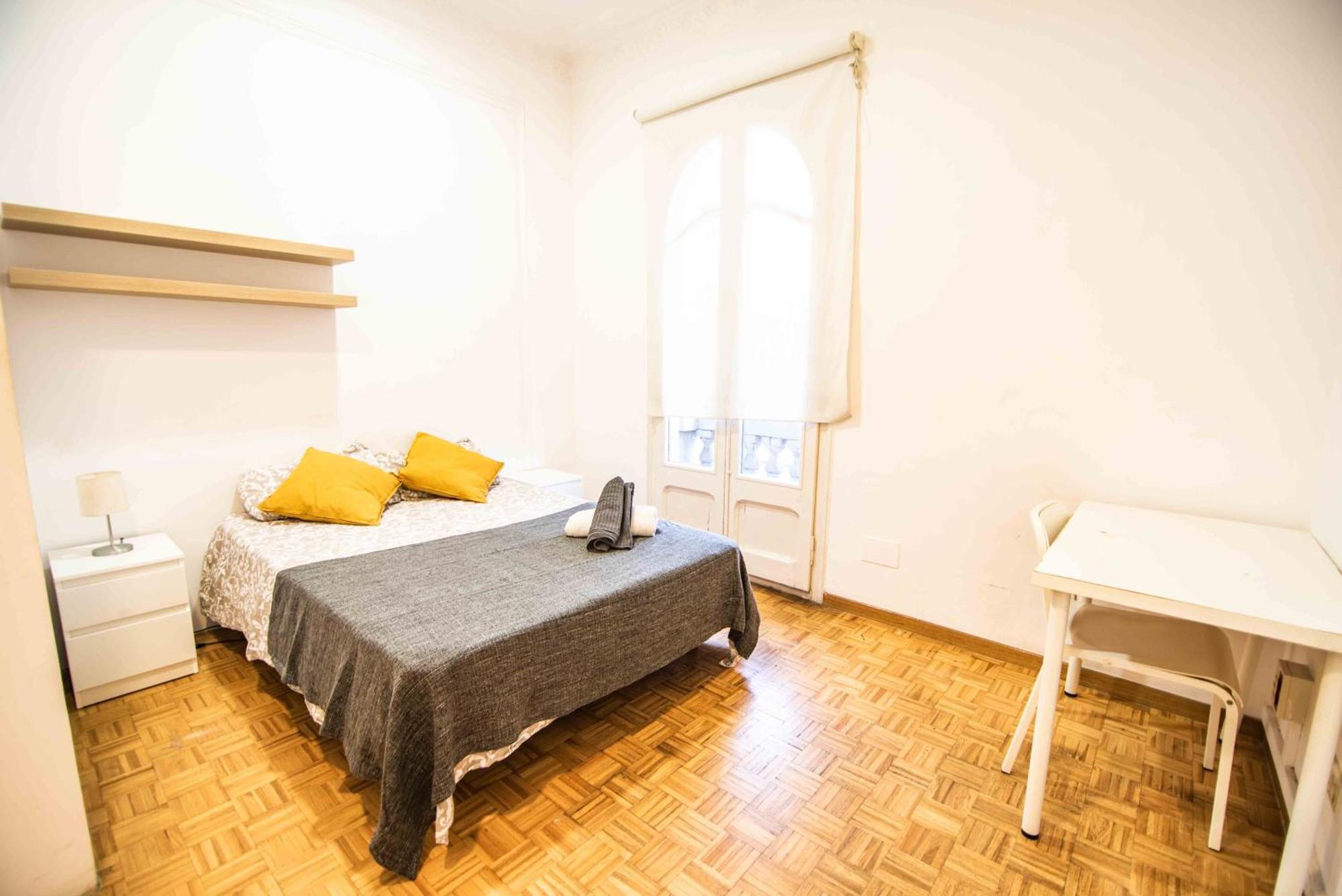 Balmes Private Rooms برشلونة المظهر الخارجي الصورة